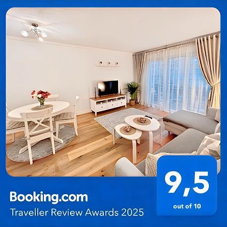 Apartamentos Prestige Suites Malaga III ภายนอก รูปภาพ